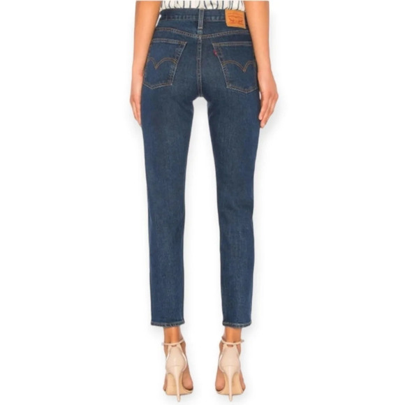 Levi's Premium Wedgie Icon Jeans In Something Cheeky High Rise Tapered Leg 26 (2 - Picture 2 of 16